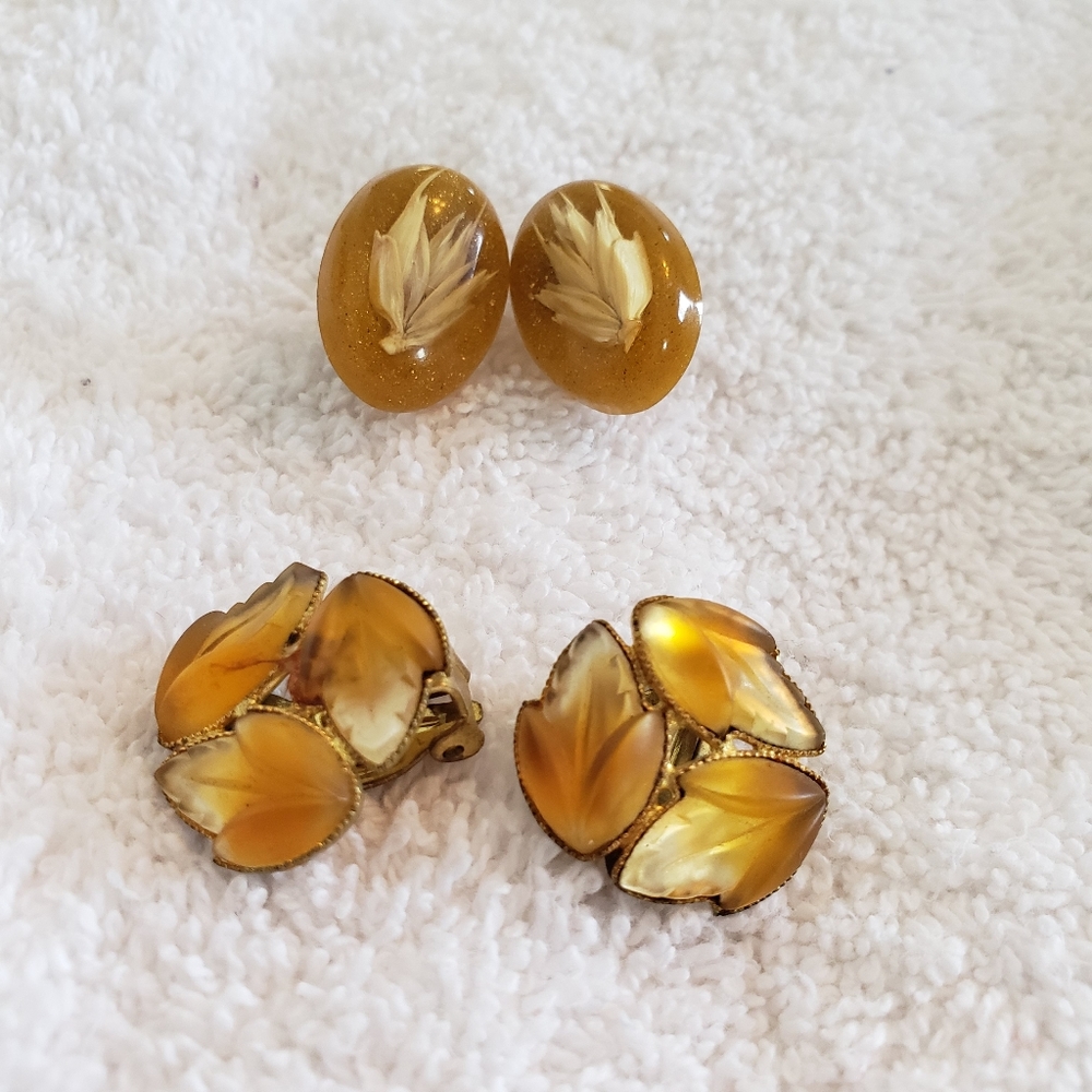 Vintage Clip on Earrings